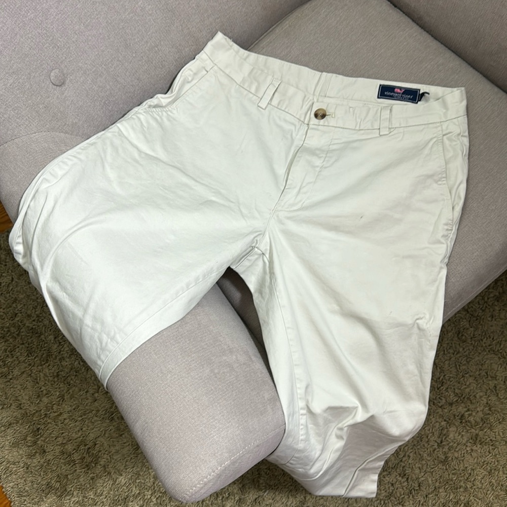 VINEYARD VINES STRAIGHT LEG WHITE KHAKI PANTS